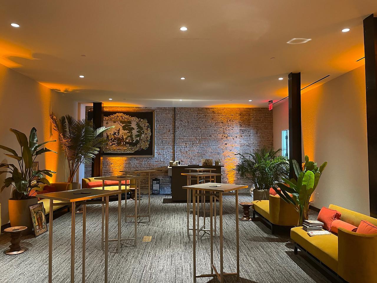 Hotel Haya Tampa