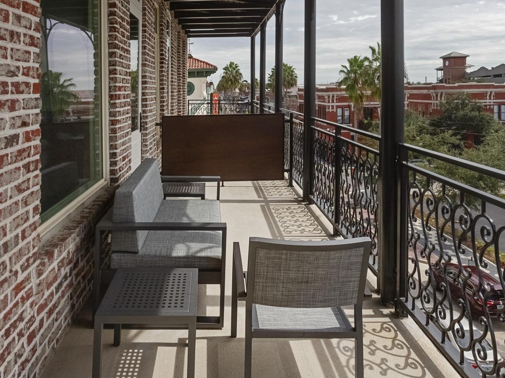 Haya Hotel 4*